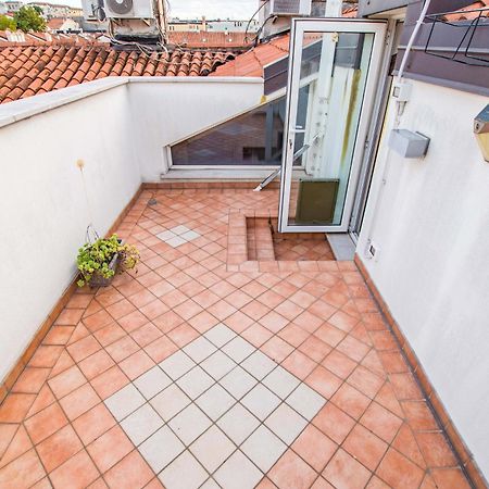 Panorama Loft Apartment Trieste Bagian luar foto