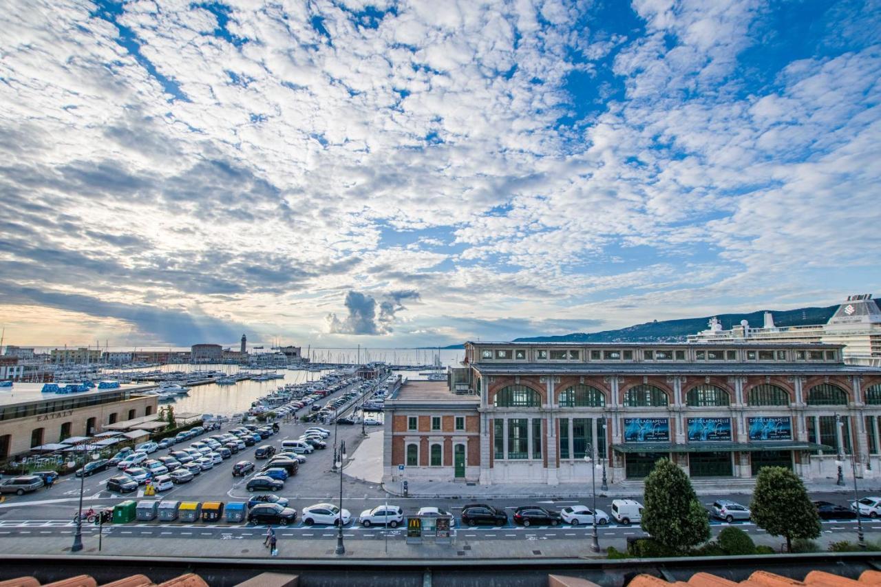 Panorama Loft Apartment Trieste Bagian luar foto